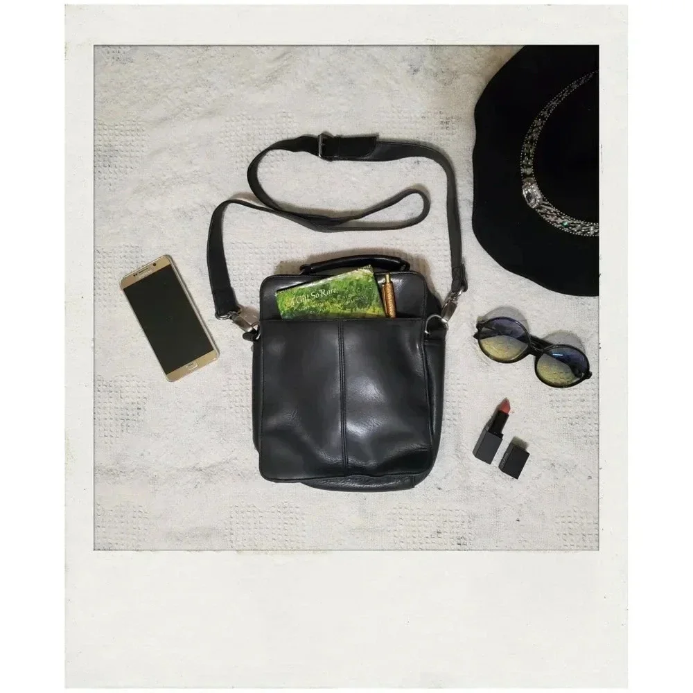 HOBO International Black Organizer Wallet Crossbody Work School Messenger Bag